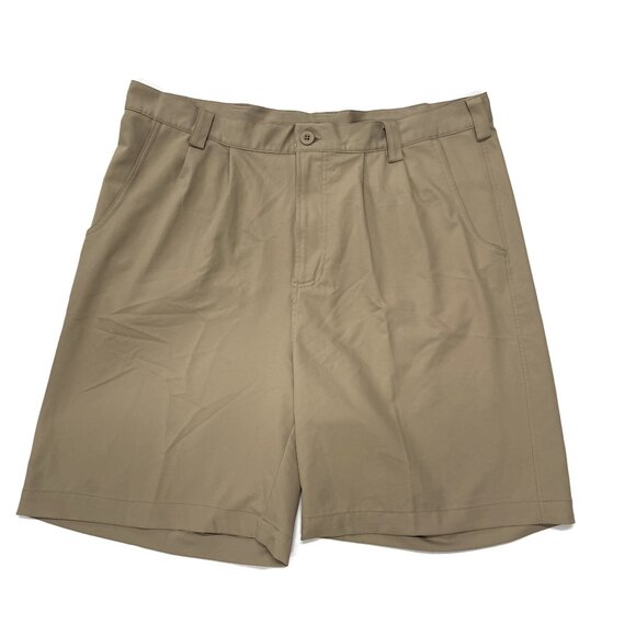 Under Armour Shorts Mens 40 Khaki Chino Golf Flat Front Polyester Tan - Picture 1 of 6
